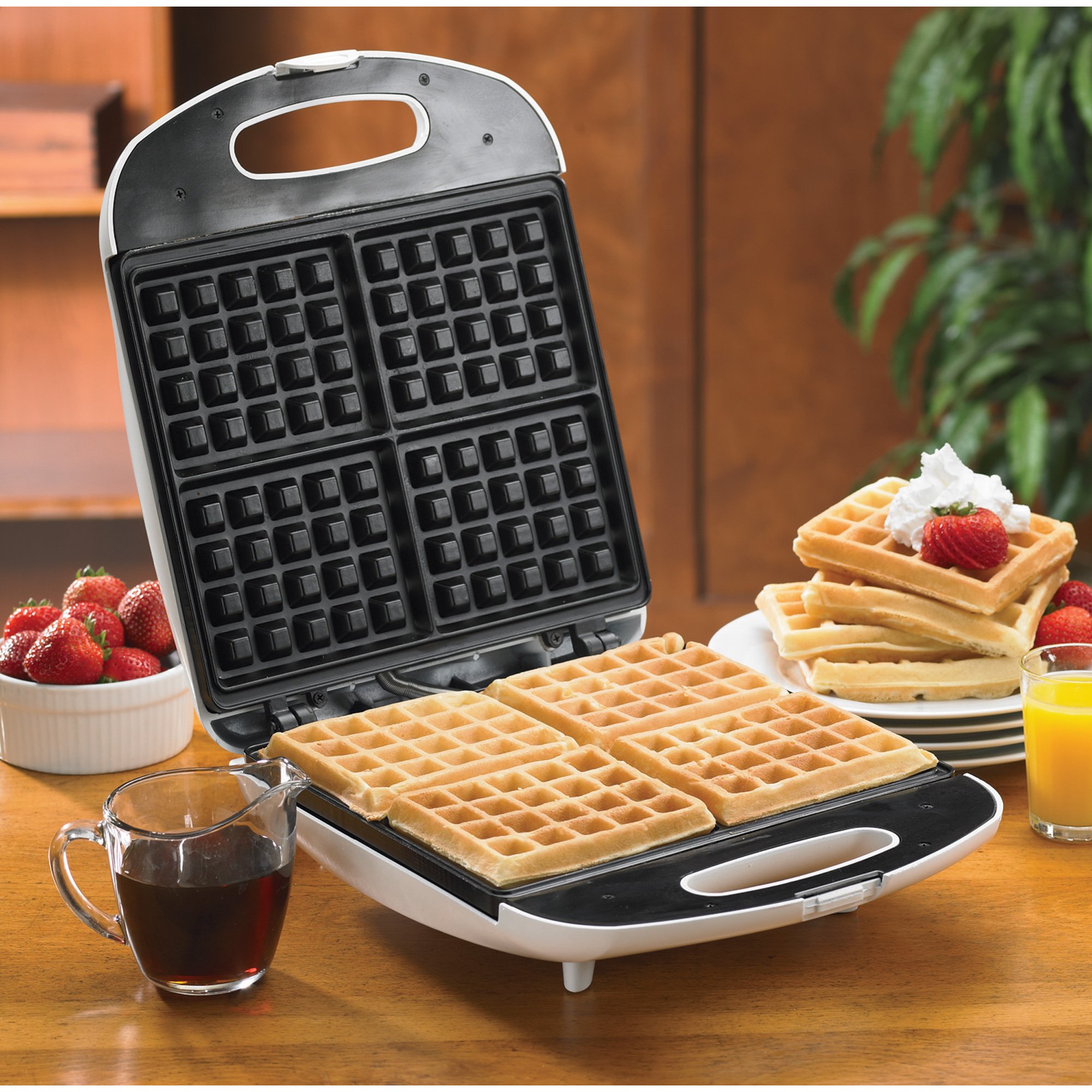 Toastmaster 4-Section Belgian Waffle Maker